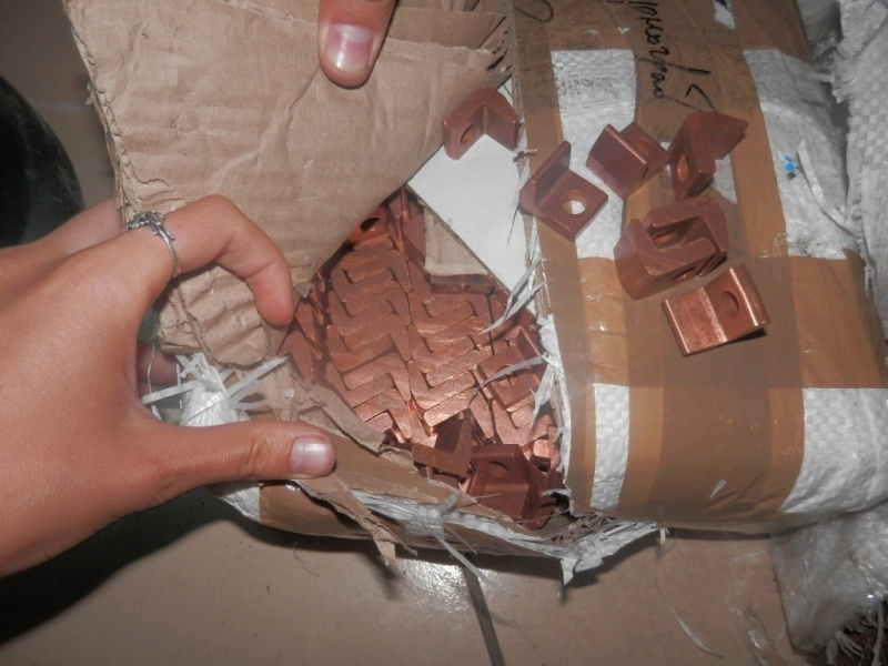 На КПВВ "Майорское" и "Марьинка" задержали украинцев с контрабандным товаром